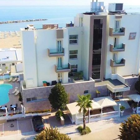 Hotel Caesar Paladium Rimini Exterior photo